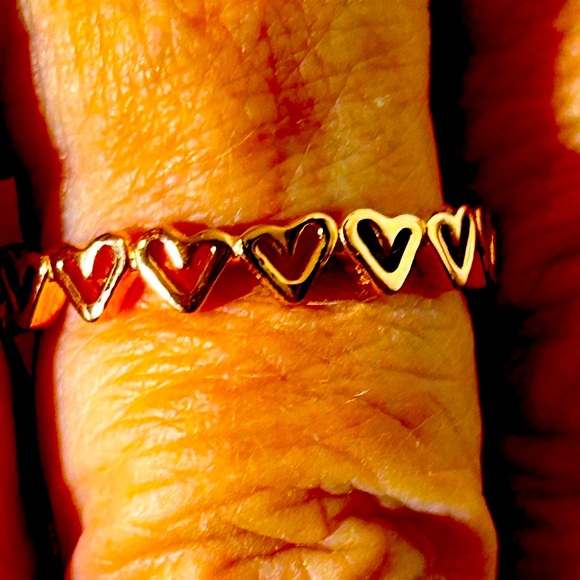 Hearts in rose gold backing. New ring size 8 - Picture 4 of 5